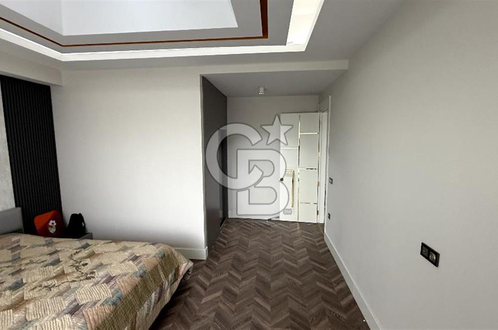 ZERAY ESİL SİTESİNDE ÖZEL DEKORE EDİLMİŞ 3+1 BAHÇE DUBLEKS DAİRE