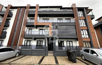 KARTEPE ERTUĞRULGAZİ BLUEPARK EVLERİNDE 2+1 SATILIK ARAKAT DAİRE
