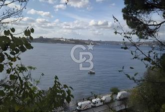 ÜSKÜDAR İHSANİYE MAHALLESİNDE BAHÇELİ AHŞAP EV VE KAGİR KULÜBE - 1 - 341072