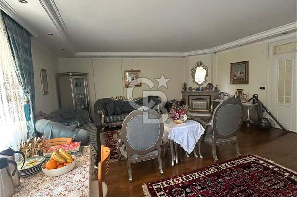 FLORYA CADDESİ GÜL EVLERDE KİRALIK 4+1 DAİRE