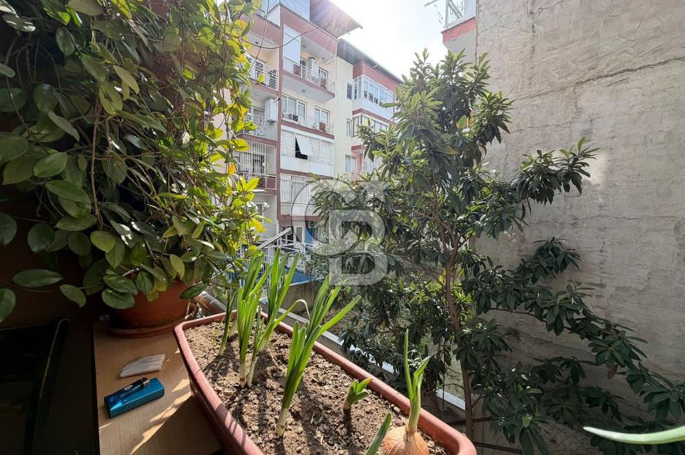 CB SMYRNA'DAN ALİFUAT CEBESOY'DA BAKIMLI MASRAFSIZ ARA KAT DAİRE