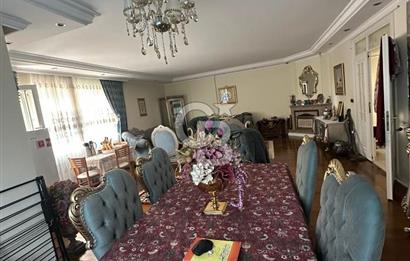 FLORYA CADDESİ GÜL EVLERDE KİRALIK 4+1 DAİRE