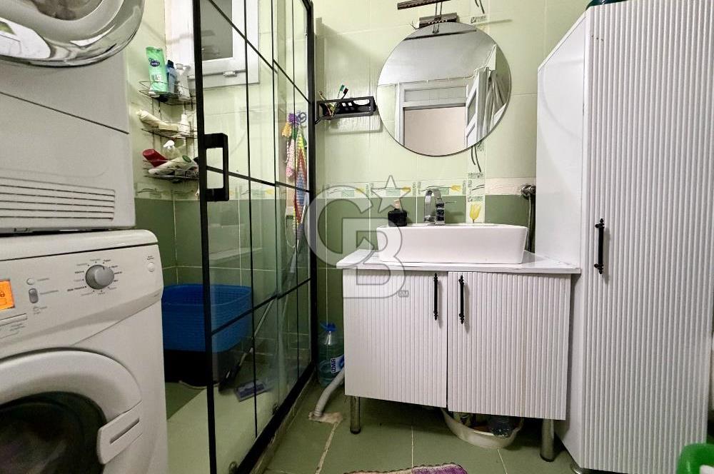 Gaziemir Atıfbey'in Merkezinde Cadde Üzerinde Satılık 3+1 Daire 