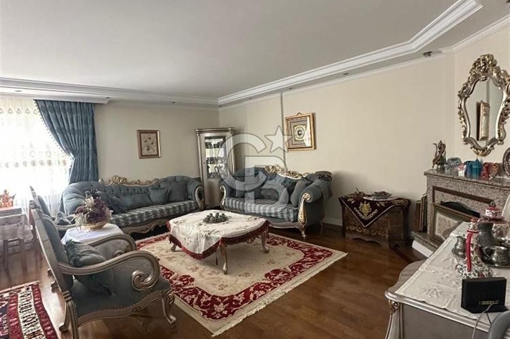 FLORYA CADDESİ GÜL EVLERDE KİRALIK 4+1 DAİRE