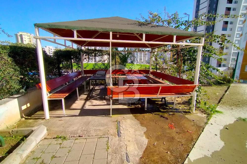 ÇARKIPAREDE STADYUM YAKINI FULL EŞYALI CAM BALKONLU 1+1 DAİRE