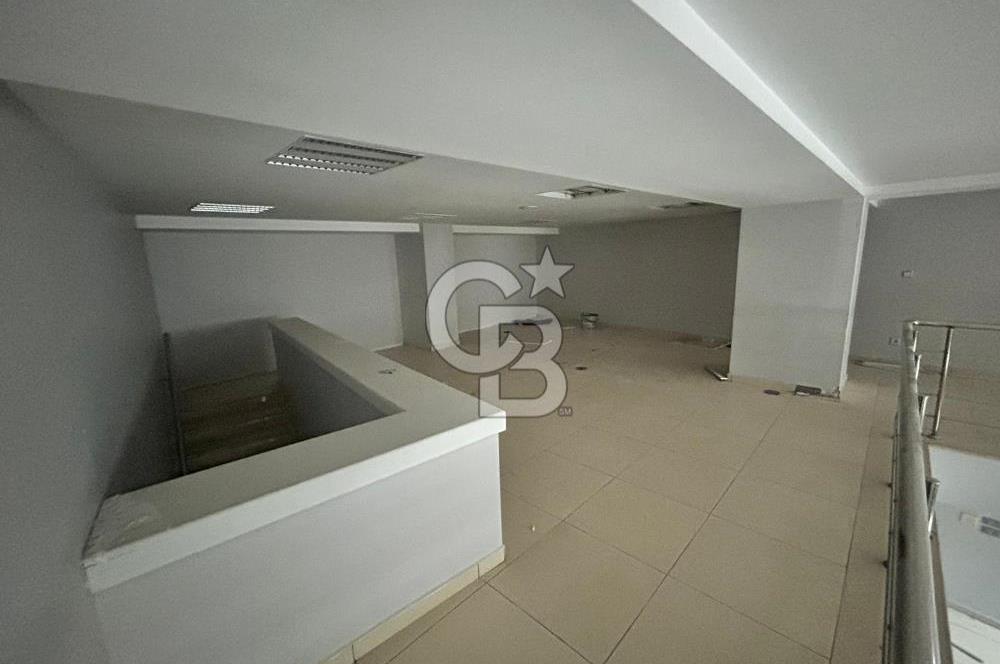 ÜSKÜDAR FISTIKAĞACI' NDA SATILIK İŞ YERİ