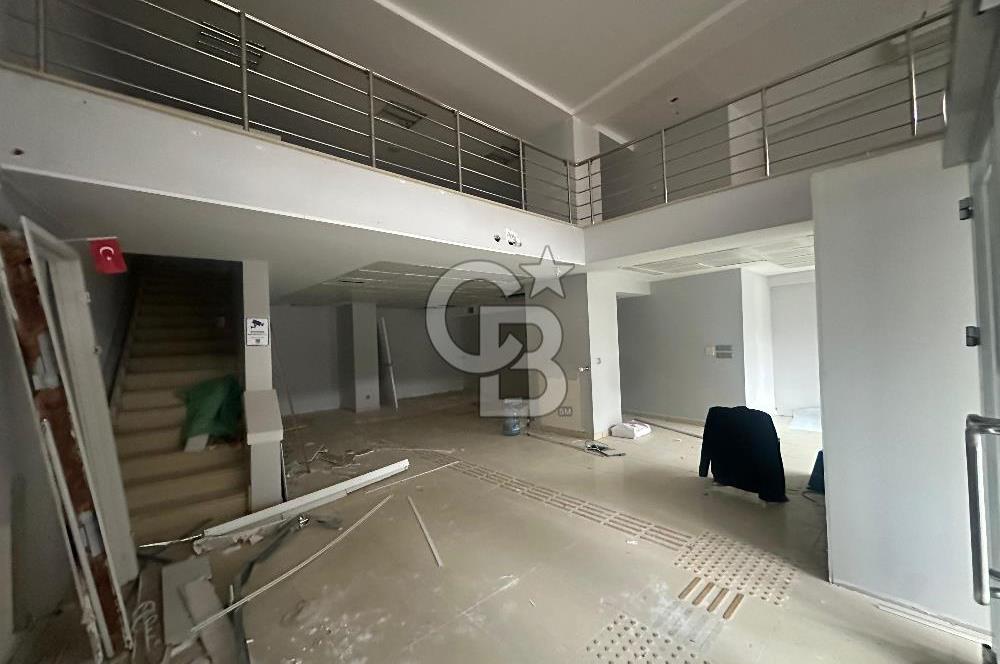 ÜSKÜDAR FISTIKAĞACI' NDA SATILIK İŞ YERİ