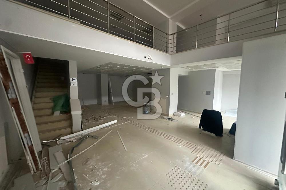 ÜSKÜDAR FISTIKAĞACI' NDA SATILIK İŞ YERİ