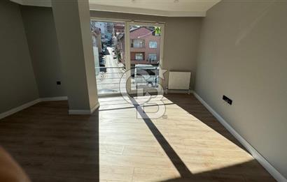 ACIBADEMİN KOMŞUSU ÜNALANDA YENİ BİNADA 2+1 SATILIK FERAH DAİRE