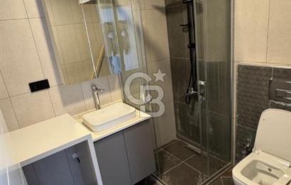 ACIBADEMİN KOMŞUSU ÜNALANDA YENİ BİNADA 2+1 SATILIK FERAH DAİRE