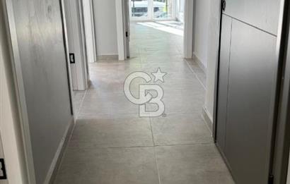 ACIBADEMİN KOMŞUSU ÜNALANDA YENİ BİNADA 2+1 SATILIK FERAH DAİRE