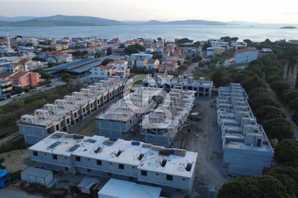 ŞAKRANDA 3+1 HAVUZLU SİTE İÇERİSİNDE VİLLA