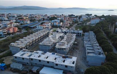 ŞAKRANDA 3+1 HAVUZLU SİTE İÇERİSİNDE VİLLA