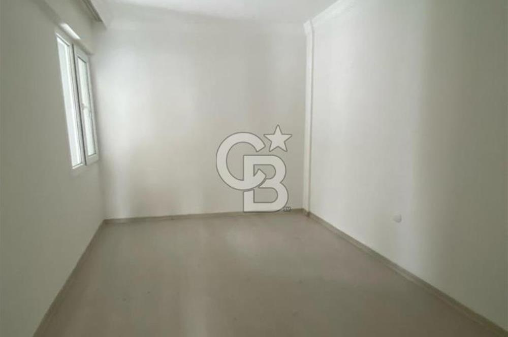 Güzelyalı da 2+1 da Bakımlı Satılık Daire