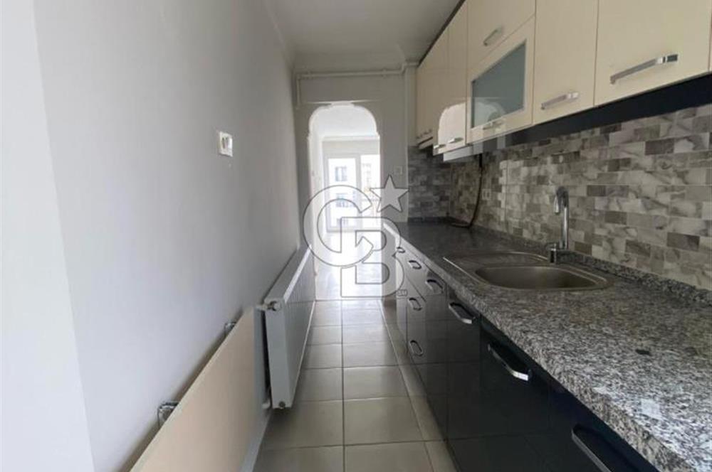 Güzelyalı da 2+1 da Bakımlı Satılık Daire