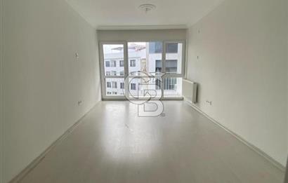 Güzelyalı da 2+1 da Bakımlı Satılık Daire