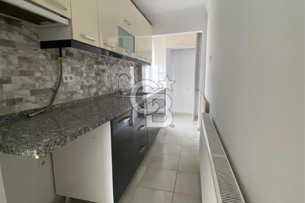 Güzelyalı da 2+1 da Bakımlı Satılık Daire