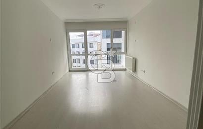 Güzelyalı da 2+1 da Bakımlı Satılık Daire