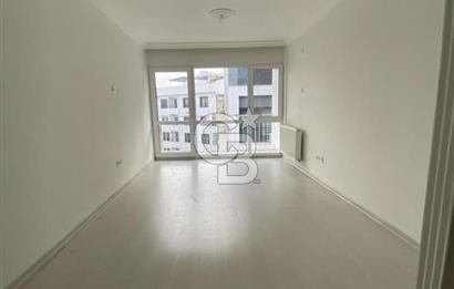 Güzelyalı da 2+1 da Bakımlı Satılık Daire