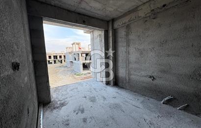 ŞAKRANDA 3+1 HAVUZLU SİTE İÇERİSİNDE VİLLA