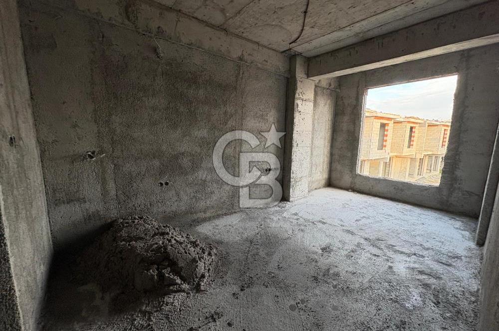 ŞAKRANDA 3+1 HAVUZLU SİTE İÇERİSİNDE VİLLA