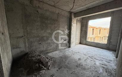 ŞAKRANDA 3+1 HAVUZLU SİTE İÇERİSİNDE VİLLA