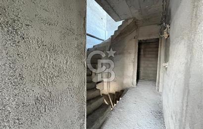 ŞAKRANDA 3+1 HAVUZLU SİTE İÇERİSİNDE VİLLA