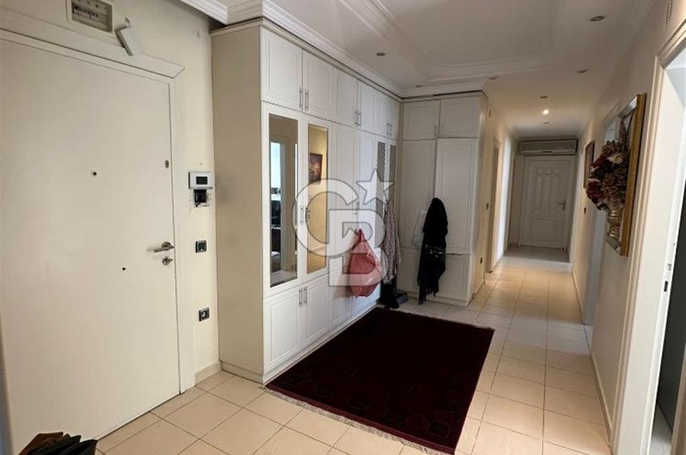 FLORYA CADDESİ GÜL EVLERDE KİRALIK 4+1 DAİRE