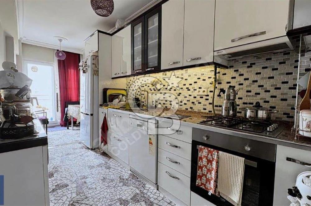 BOZYAKA ESKİİZMİR CADDESİ ÜZERİ KAPALI MUTFAK 8 YILLIK 2+1 DAİRE