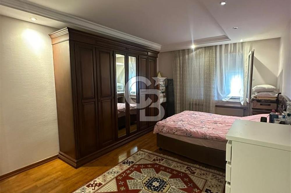 FLORYA CADDESİ GÜL EVLERDE KİRALIK 4+1 DAİRE