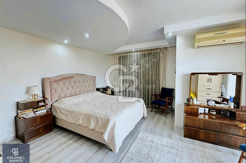 COLDWELL BANKER POYRAZ'DAN HAVUZLU SİTE İÇERİSİNDE 3+1 VİLLA