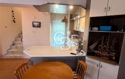 Akarca Yenisu Evlerinde Deniz Manzaralı Satılık 5+1 Villa