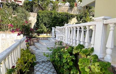 Akarca Yenisu Evlerinde Deniz Manzaralı Satılık 5+1 Villa