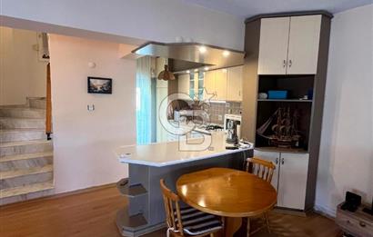 Akarca Yenisu Evlerinde Deniz Manzaralı Satılık 5+1 Villa