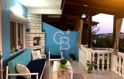 Akarca Yenisu Evlerinde Deniz Manzaralı Satılık 5+1 Villa