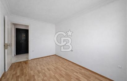 Adliye Bölgesinde Satılık Ön Cephe Köşe 3+1 Dair