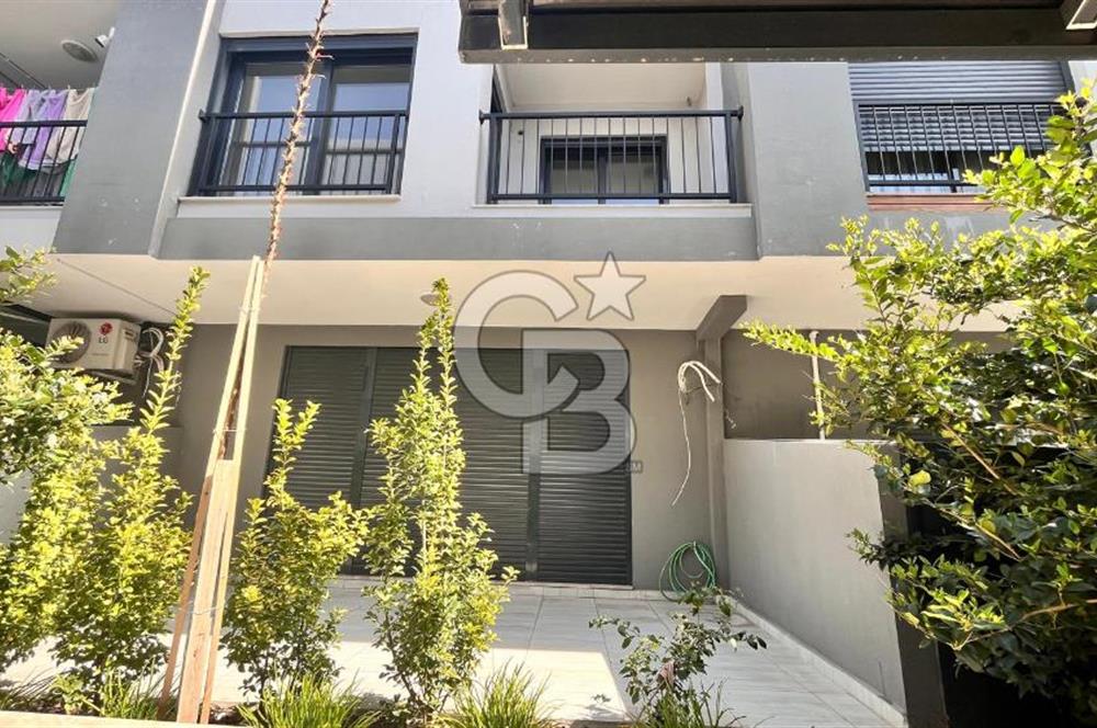 ALİAĞA YALI MAHALLESİ'NDE SATILIK 3+1 VİLLA