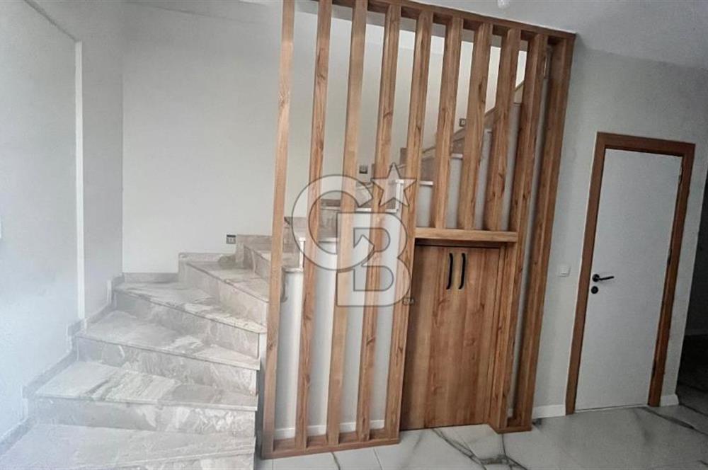 ALİAĞA YALI MAHALLESİ'NDE SATILIK 3+1 VİLLA