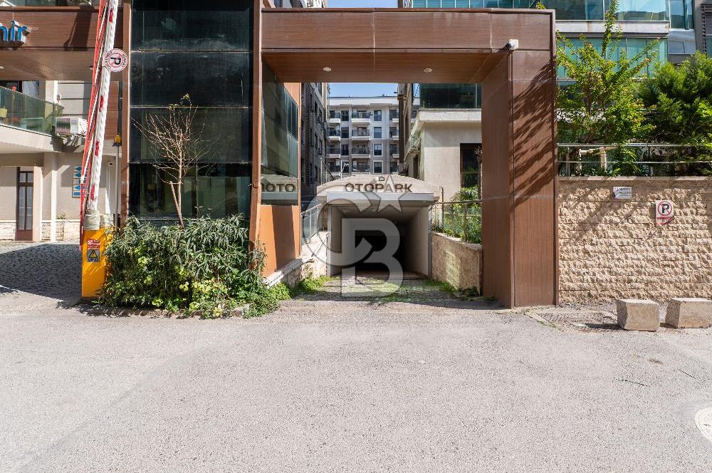 MAVİŞEHİR ELARA SİTESİ’NDE 3+1 FERAH KÖŞE DAİRE