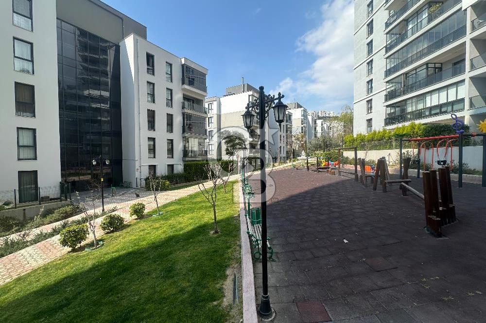 Çiğli Park Yaşam Santorini Sitesi’nde Önü Açık, Büyük Bahçeli Fırsat Daire