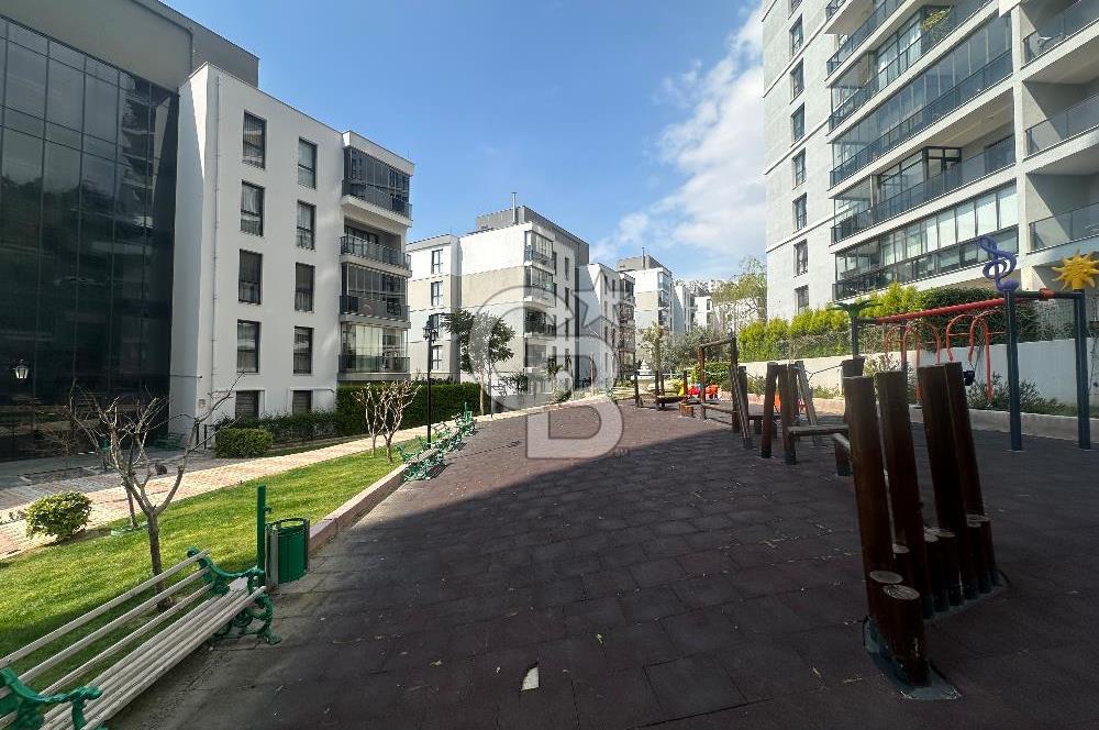 Çiğli Park Yaşam Santorini Sitesi’nde Önü Açık, Büyük Bahçeli Fırsat Daire