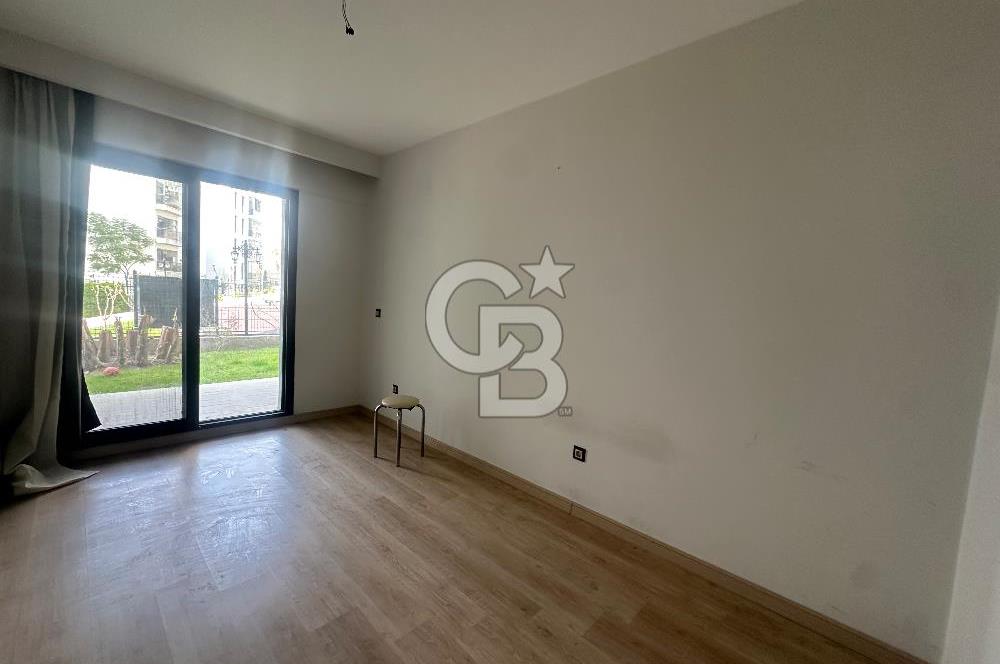 Çiğli Park Yaşam Santorini Sitesi’nde Önü Açık, Büyük Bahçeli Fırsat Daire