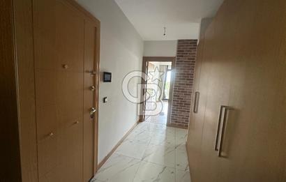 Çiğli Park Yaşam Santorini Sitesi’nde Önü Açık, Büyük Bahçeli Fırsat Daire