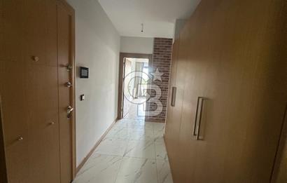 Çiğli Park Yaşam Santorini Sitesi’nde Önü Açık, Büyük Bahçeli Fırsat Daire