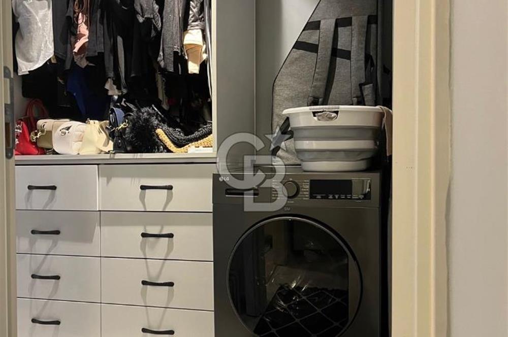 Sahile yakın full tadilatlı 1+1 özel tasarım daire 