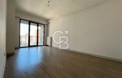 SEMT BAHÇEKENT'TE KISA KATLI BLOKTA 3 CEPHELİ KİRALIK 4+1 DAİRE