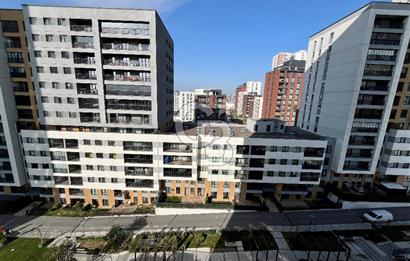 SEMT BAHÇEKENT'TE KISA KATLI BLOKTA 3 CEPHELİ KİRALIK 4+1 DAİRE