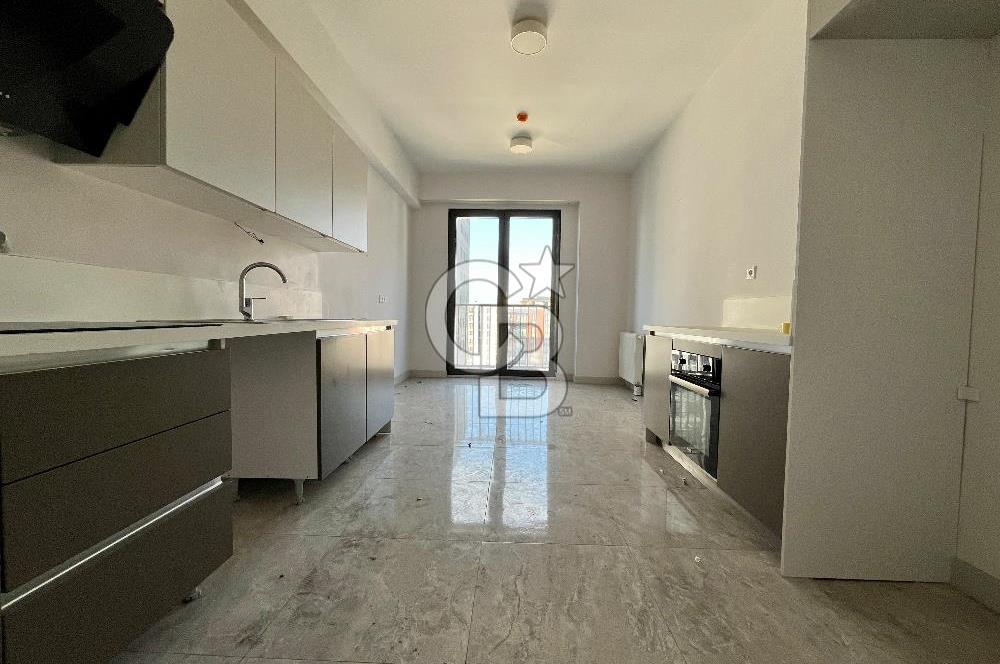 SEMT BAHÇEKENT'TE KISA KATLI BLOKTA 3 CEPHELİ KİRALIK 4+1 DAİRE