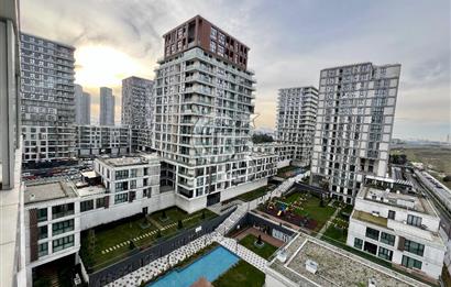 AKZİRVE STRADA 1'DE SATILIK 3+1 VADİ MANZARALI FULL EŞYALI DAİRE