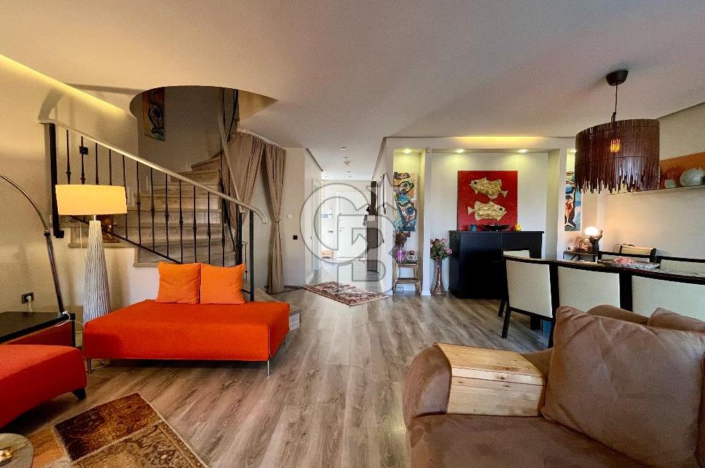 BAHÇEŞEHİR EBRULİ EVLERİ'NDE ÖZEL TASARIM 4+3 SATILIK LÜKS VİLLA